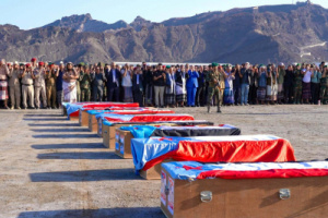 دماء الجنوبيين وقوداً للجبهات.. وأموال الثروات "إكراميات" لجيوش الاحتلال النازحة!