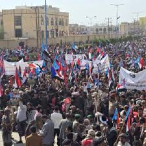 المجلس الانتقالي الجنوبي: المظلة الوطنية الجامعة في مواجهة مشاريع "التفريخ" والارتزاق