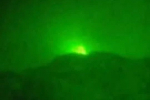 غارة مجهولة تهز مكيراس.. انفجار عنيف وتصاعد الترقب الميداني