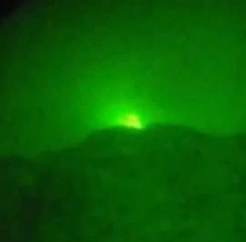 غارة مجهولة تهز مكيراس.. انفجار عنيف وتصاعد الترقب الميداني