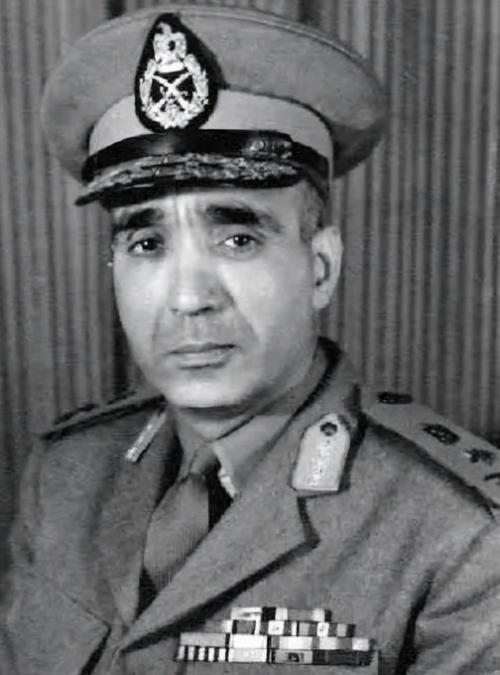 بأوامر إسرائيلية.. الجولاني يغتال "الجنرال الذهبي" المصري مرتين بطمس اسمه من شوارع حمص(صور)