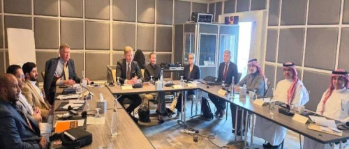 "من يفرض سردية الملف اليمني؟".. قراءة في تحوّل مسار التفاوض بين السعودية والحوثيين