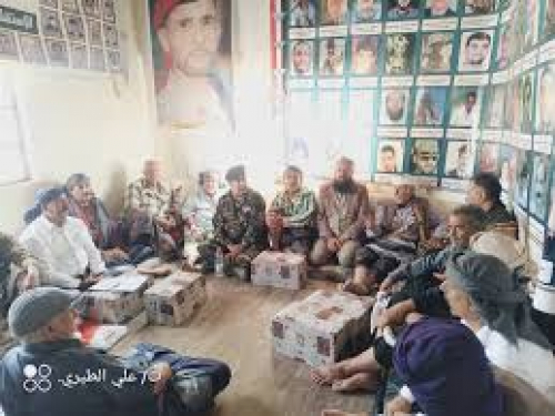 يافع تتحرك بثقلها القبلي.. اجتماع موسّع يشعل الاستعدادات لمليونية 4 مايو في عدن