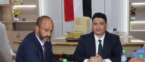 أبوعوذل: إقالة الشوبجي والحالمي تثير جدلاً واسعاً حول أداء السلطة