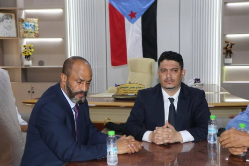 أبوعوذل: إقالة الشوبجي والحالمي تثير جدلاً واسعاً حول أداء السلطة