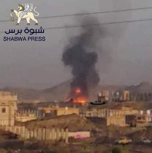 القوات الجنوبية تضرب بصاروخ حراري شاحنة محملة بذخائر شمال #قعطبة وإصابة صحفي جنوبي 