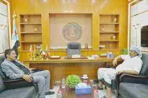 الرئيس الزُبيدي يطلع من رئيس تنفيذية انتقالي شبوة على مُجمل الأوضاع بالمحافظة العاصمة