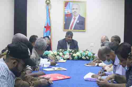 حذرت من حرف مسار التظاهرات السلمية..تنفيذية انتقالي العاصمة عدن تقف أمام آخر مستجدات الاوضاع في المديريات