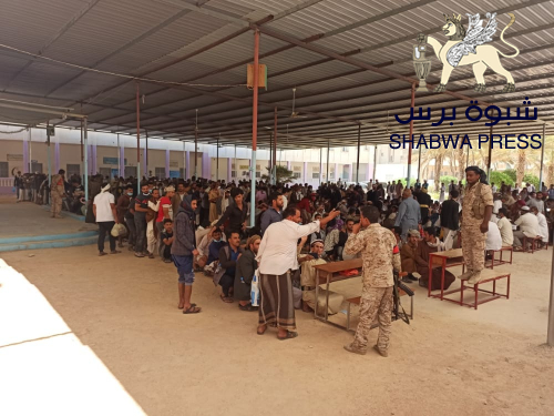 عشرات الآلاف من اليمن الحوثي يغزون وادي حضرموت  