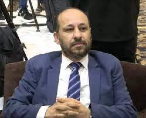 رئيس جمعية الإنترنت: العوج متواطئ في بقاء الاتصالات بيد الحوثي