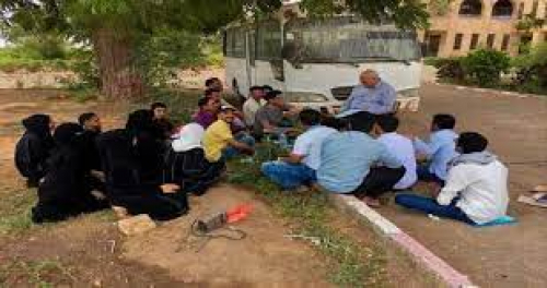 جامعة عدن كانت من أفضل الجامعات العربية: طلابها يدرسون تحت الأشجار  