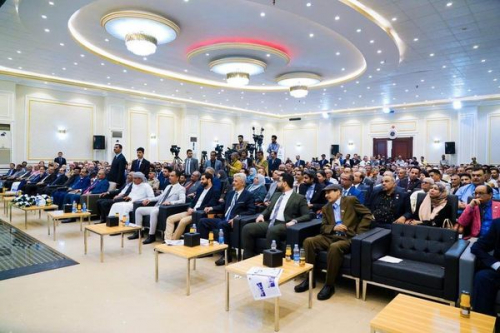 نافذة سياسية ارتكز عليها فريق الحوار