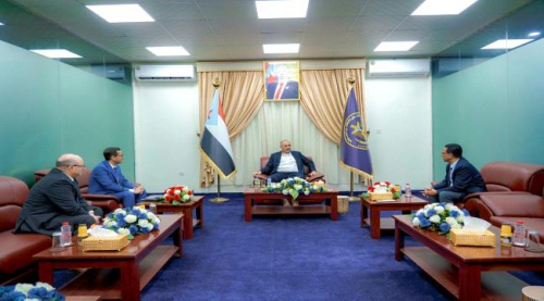 الرئيس الزُبيدي يستقبل قيادات حركة "تاج"
