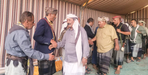 رئيس انتقالي شبوة يشارك في عقد صلح قبلي بين آل فريد بمديرية الصعيد