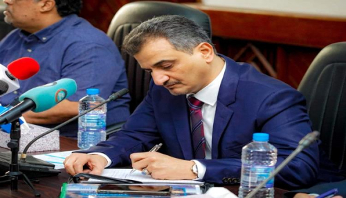 مصدر مسؤول: لملس لم يدلي بأي تصريح ولا مقابلة صحفية