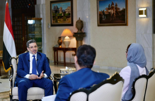 وعود الهلآّس بن مبارك ستلحق بصيف بن دغر البارد إن لم يقرنها بالعمل الجاد