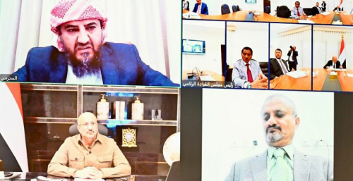 الرئاسي  يصوت 6 مقابل 2 على عزل بن مبارك والأخير يغادر إلى الرياض