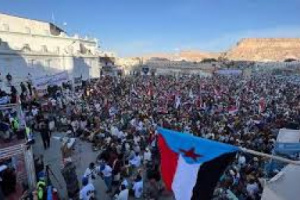 قوة الانتقالي تتآكل.. الجنوب أمام لحظة الحسم والقرار بات ضرورة!