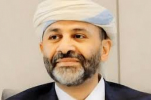حميد الأحمر سيعود إلى صنعاء بعد وساطة مع الحوثيين