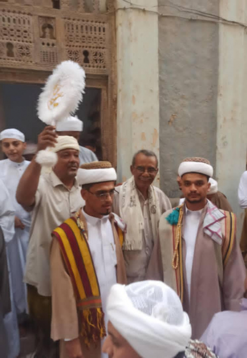 "آل بن سميط" يحتفلون بزفاف الشابين الدكتور أحمد والدكتور عبداللاه بمدينة شبام التاريخية
