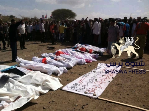 على المجلس الانتقالي الجنوبي أن يقف أمام ثلاث مسائل غريبة في الثورة الجنوبية 