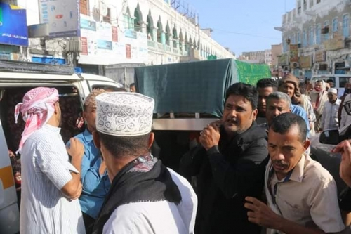 المكلا تشيع جثمان الفقيد المناضل "فواز باعوم" 