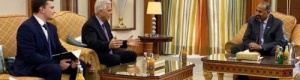 الرئيس القائد عيدروس الزُبيدي يستقبل السفير الروسي لدى اليمن