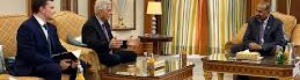 الرئيس "عيدروس الزُبيدي" يستقبل مسؤولين من بعثة المملكة المتحدة. 