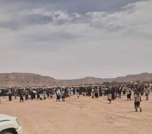 شبوة.. تشييع جثمان الشاب بن ضباب ضحية ارهاب مليشيا الاخوان بجردان 