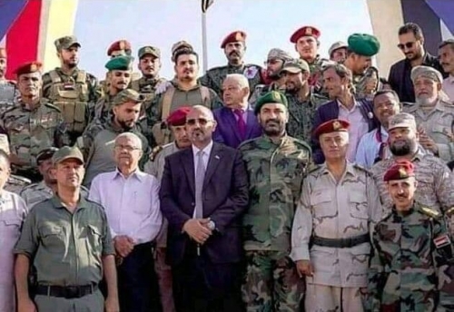 محلل سياسي جنوبي يطالب بحجب نشاط القادة العسكريين الجنوبيين وتحركاتهم