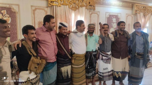 لقاء اخوي يجمع عضوي هيئة الرئاسة في المجلس الانتقالي مع قائد حزام #ابين 