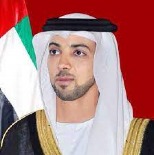 منصور بن زايد يؤكد أهمية استمرار الدعم الإنساني لليمن