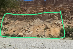 تقرير ميداني عن الإنهيارات الصخرية الخطيرة في وادي دوعن بحضرموت