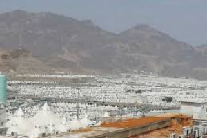 يا راحلين إلى منى: قصيدة مات قائلها بعد إكمال آخر بيت.. "أحد أبياتها يستفز السلفيين"