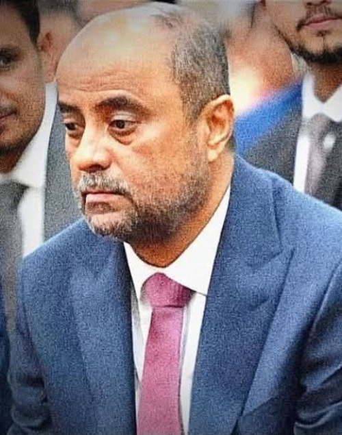 إلى سالم بن بريك.. عندما يرفضون تنفيذ تعليماتك قدم استقالتك