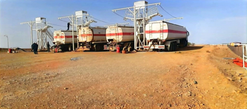 عمال قطاع S2 العقلة شبوة يهددون بوقف شحن النفط لكهرباء الرئيس ويحملون وزارة النفط المسئولية