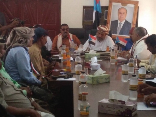 الانتقالي ومؤسسة خليفة يبحثان تحسين الخدمات بسقطرى