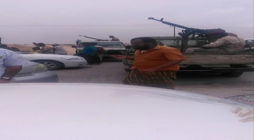 قوات اللواء 137 تطلق الرصاص الحي على المتظاهرين بالقرب من الغيضة