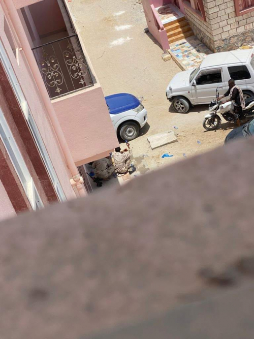 بهدف الابتزاز: وزير الداخلية يرسل برقية لأمن الشحر بملاحقة مستثمر أجنبي