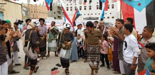 أنتقالي عتق يقيم فعالية رمزية بمناسبة عيد الأضحى المبارك في مركز المدينة.  