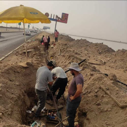 طواقم كهرباء عدن تنتهي من صيانة دائرة النقل الأولى