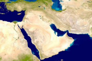 ممرات السلاح والتهريب.. من يحكم مضيق باب المندب؟