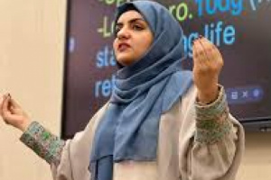 الرئيس الزبيدي يوجه بمتابعة قضية الدكتورة ليالي عكوش