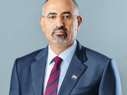 عاجل: الرئيس الزبيدي يصدر حزمة قرارا بتعيينات في إطار الأمانة العامة للانتقالي