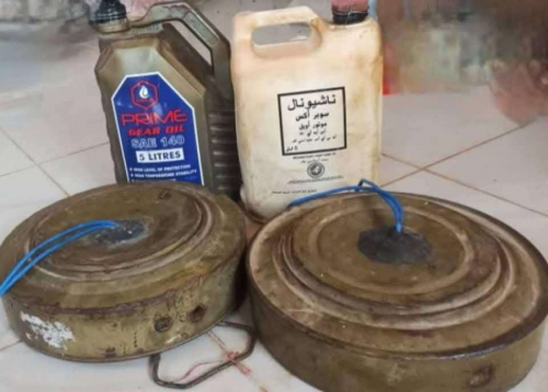 عاجل: قوات ‎دفاع شبوة تتمكن من نزع وتفكيك عبوات ناسفة زرعتها العناصر الارهابية بمنطقة المصينعة(صور)