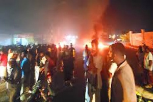 بين"حراكيش عدن" و"حباريش المكلا".. مشروع سياسي يحتضر وشعب يموت جوعا