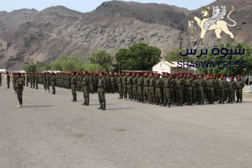عاجل : قوات المقاومة الجنوبية تحكم حصارها على معاشيق وتدعو المسلحين للاستسلام