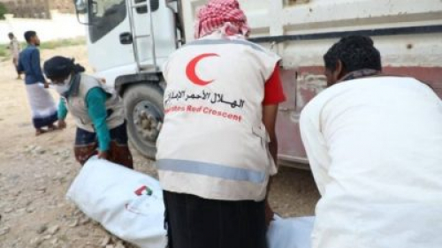 الاتحاد: الإمارات تُخفف هموم فقراء اليمن بالعيد