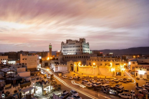 طائرات مسيرة مجهولة تحلق في سماء سيئون وقوات الأحمر تعجز عن إصابتها 