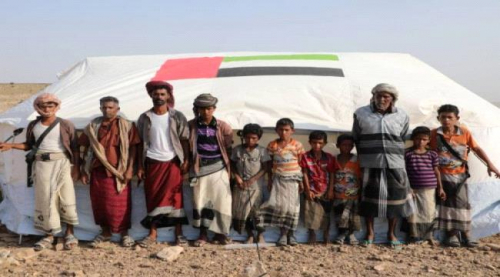 الهلال الإماراتي يواصل توزيع الخيام الأيوائية على البدو الرحل في مديرية الضليعة بحضرموت